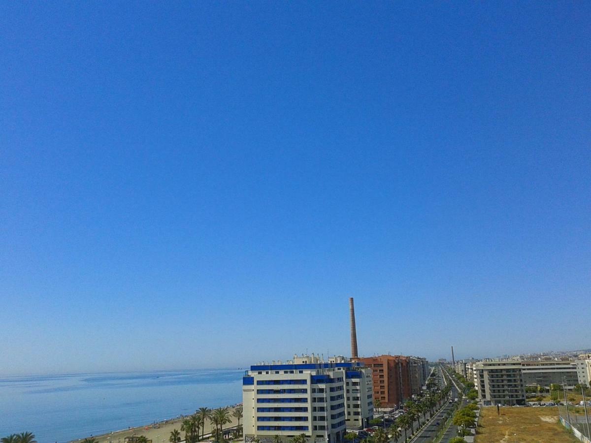 On The Beach! Frente Al Paseo Maritimo, Parking Y Piscina Málaga Exterior foto